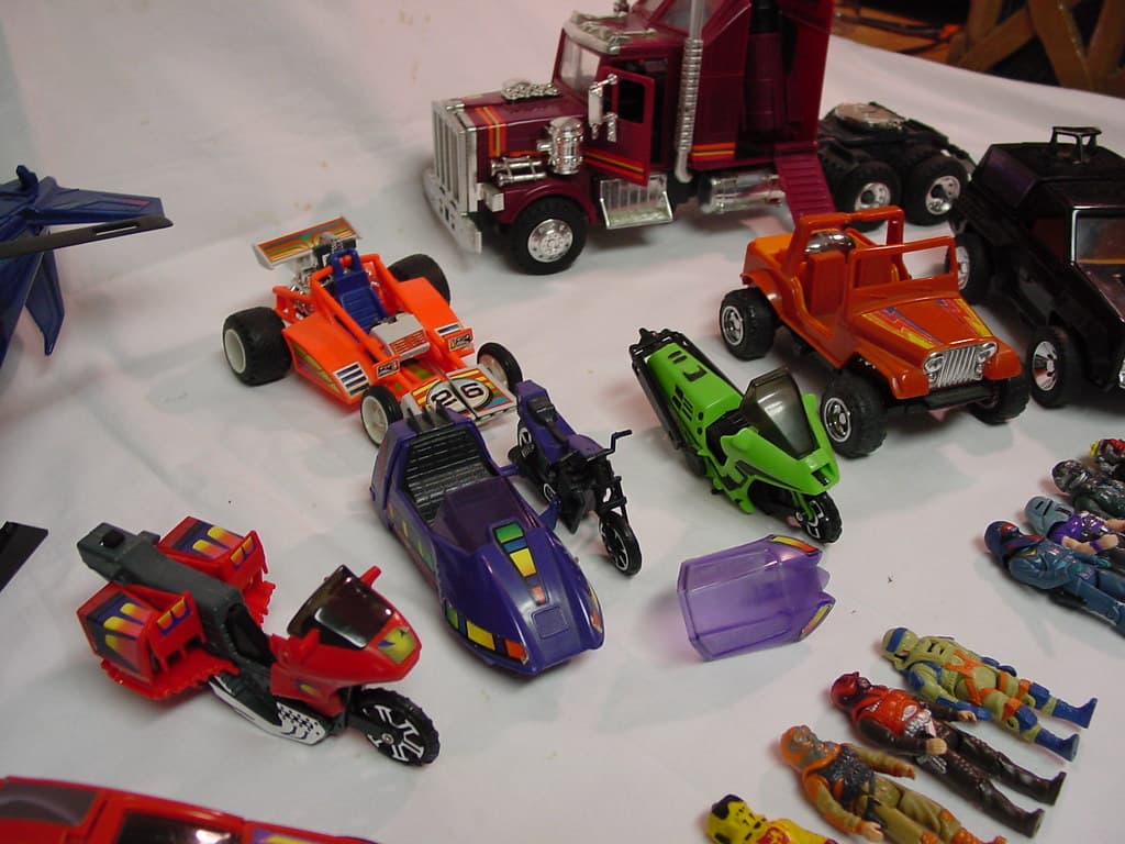 Robert Kirkman's Secret M.A.S.K. Origins Comic Hidden in Blind Bags!