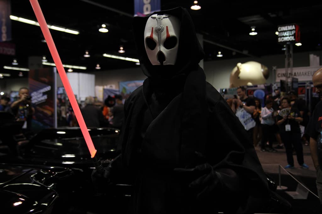 The Lord of Hunger Manifests: Hot Toys Unleashes Haunting Darth Nihilus