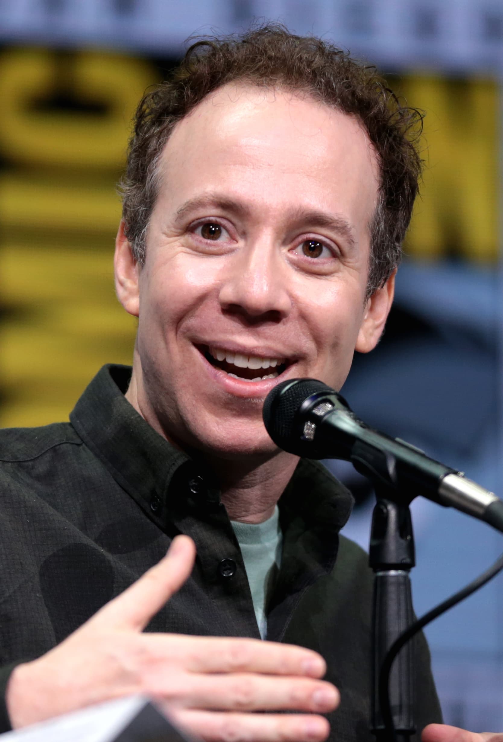 Stuart Bloom Goes Interdimensional: HBO Max Spinoff Breaks The Big Bang Theory Mold